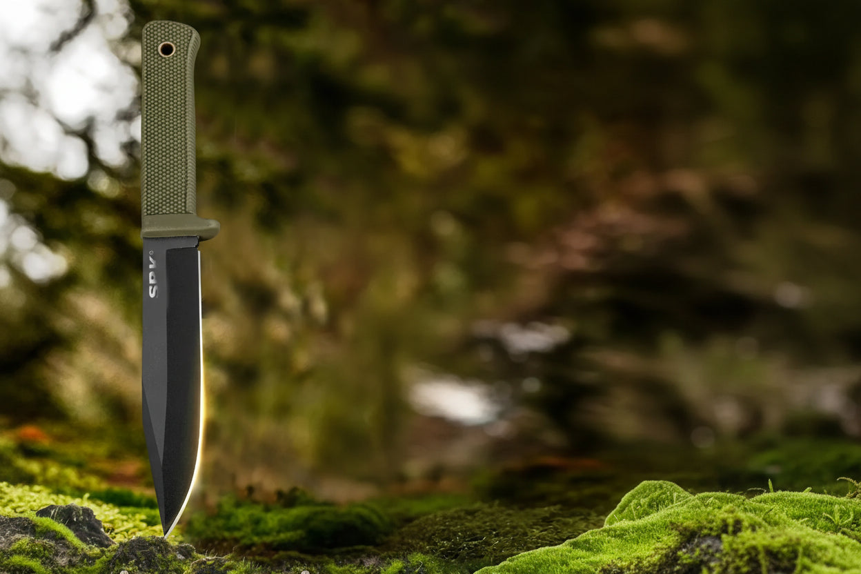 Knife with green handle and black blade on a blurred natural background with icons for fishing, BBQ, campsites, and climbing.
