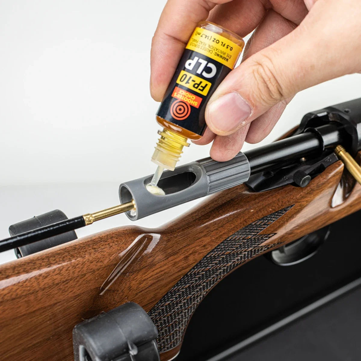 Universal Multi-Caliber Firearm Cleaning Guide Kit with Integrated Solport
