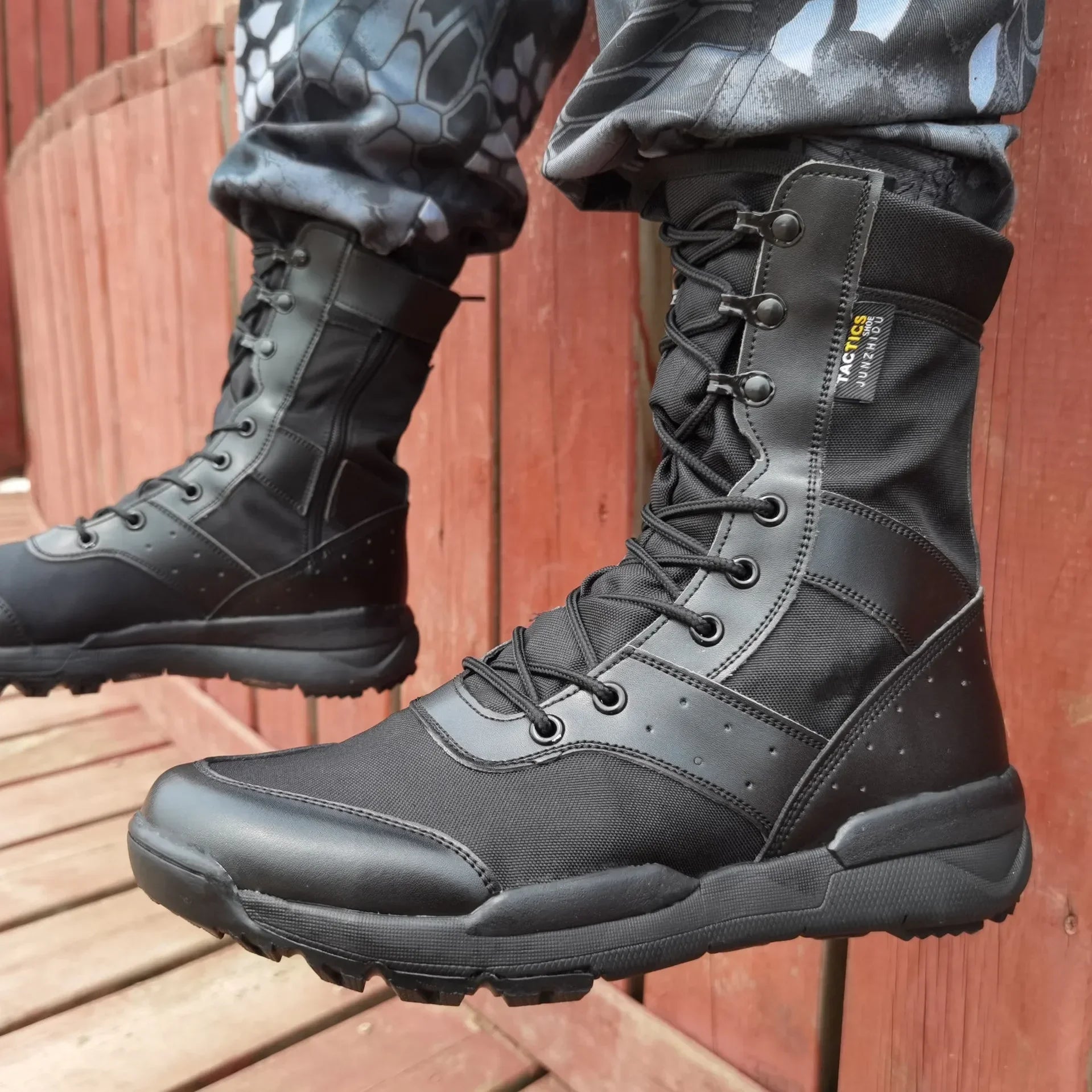 Men’s Tactical Ankle Boots — Lightweight Lace-Up Desert Work Shoes